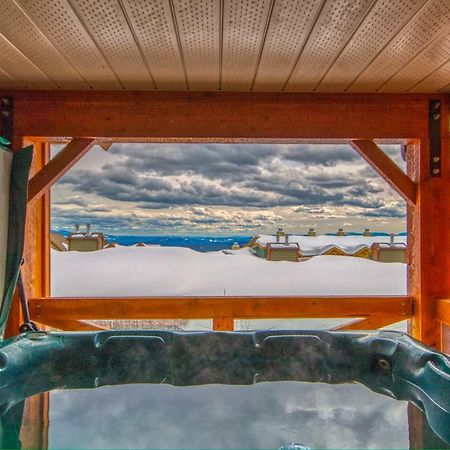 3 Bedroom 3 Bath Ski In Ski Out With Private Hot Tub Big White Ski Resort Exterior foto