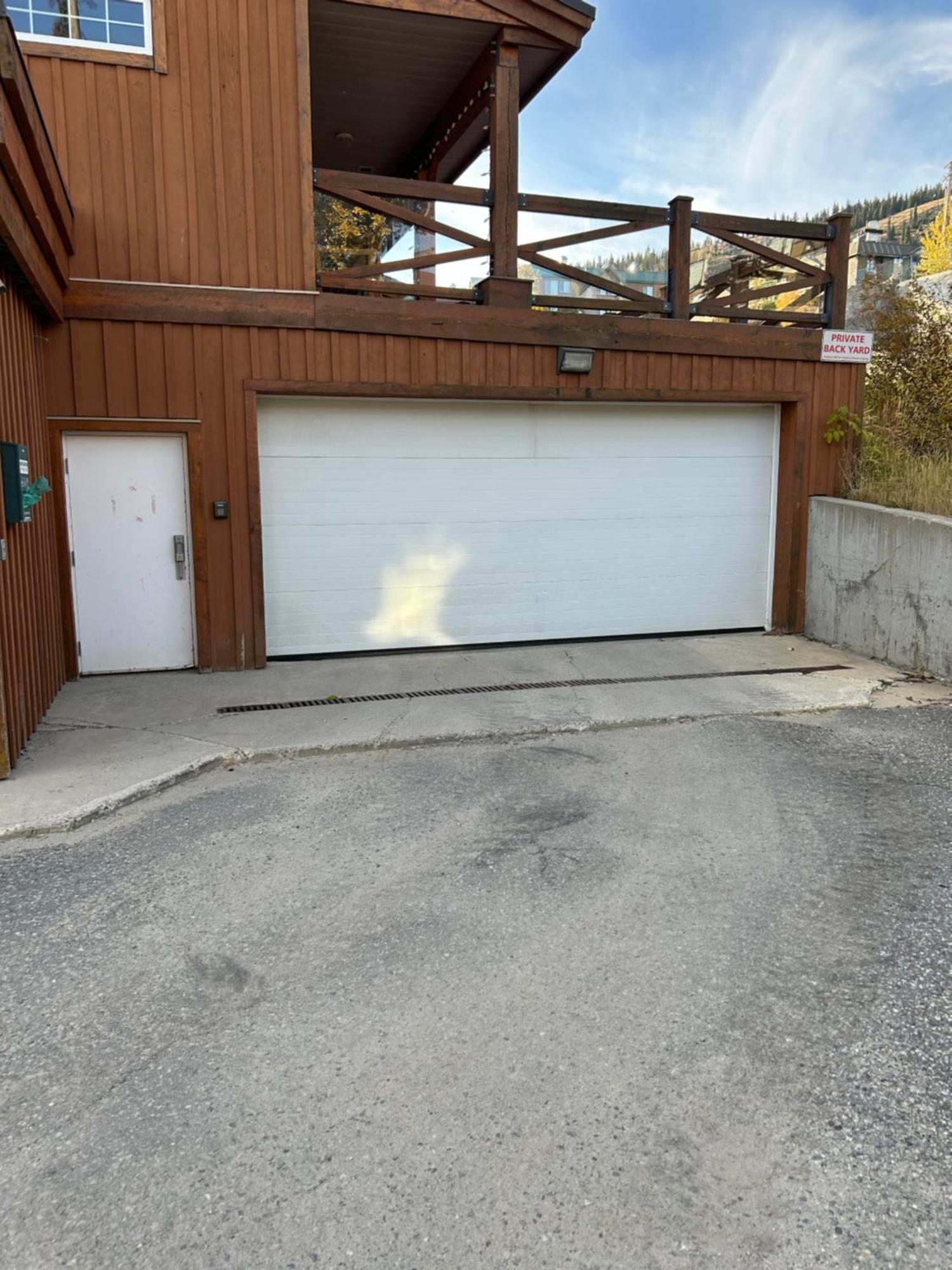 3 Bedroom 3 Bath Ski In Ski Out With Private Hot Tub Big White Ski Resort Exterior foto