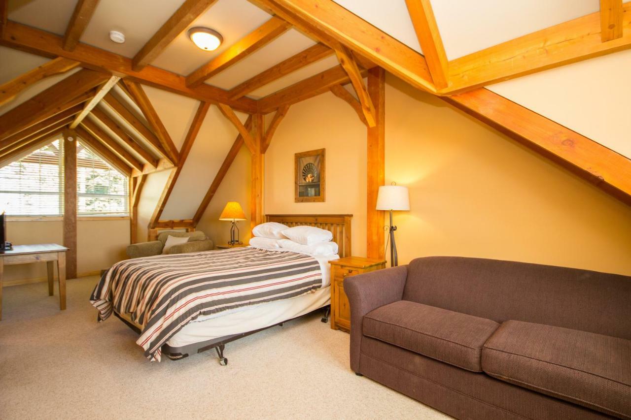 3 Bedroom 3 Bath Ski In Ski Out With Private Hot Tub Big White Ski Resort Exterior foto