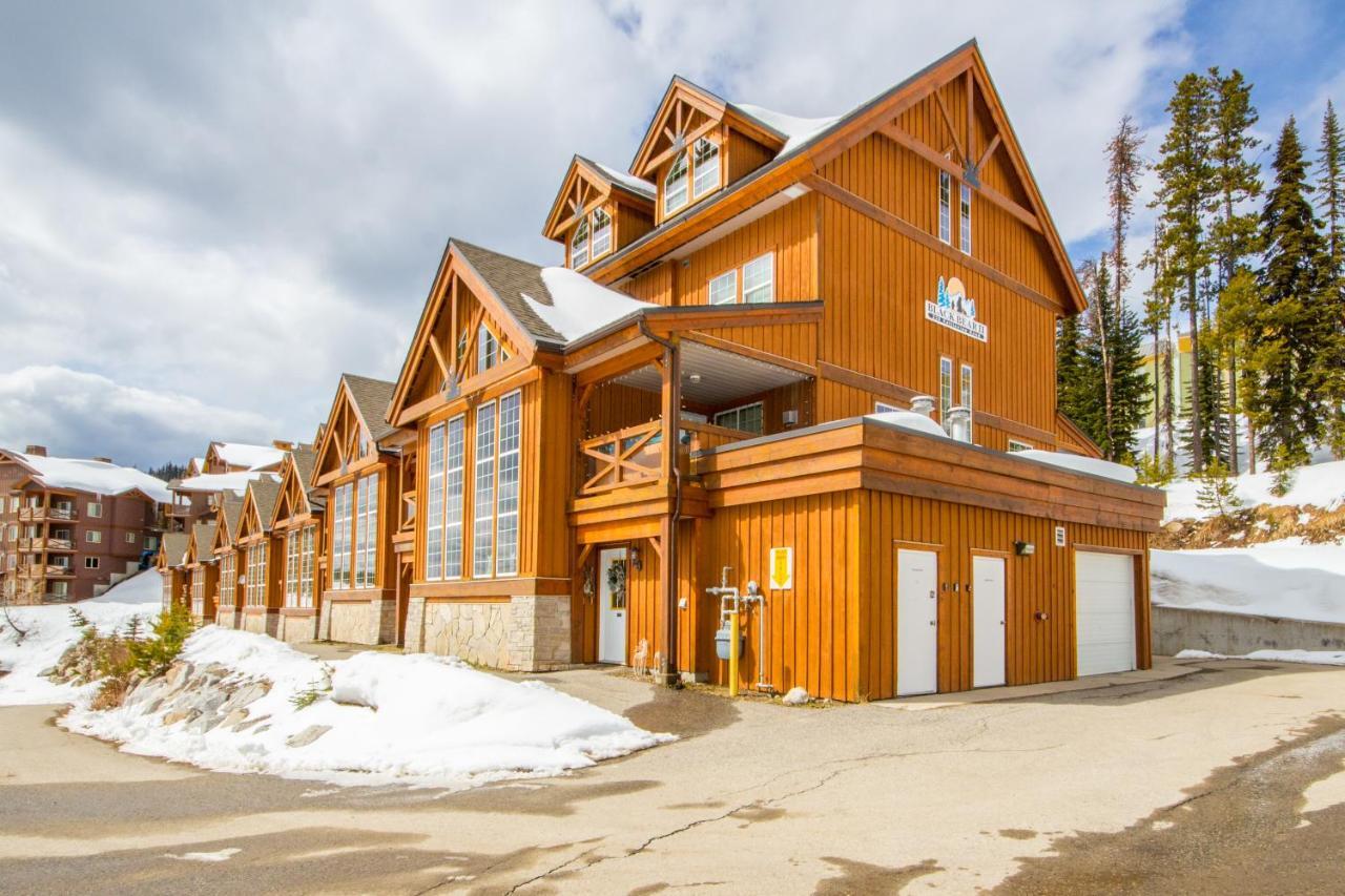 3 Bedroom 3 Bath Ski In Ski Out With Private Hot Tub Big White Ski Resort Exterior foto